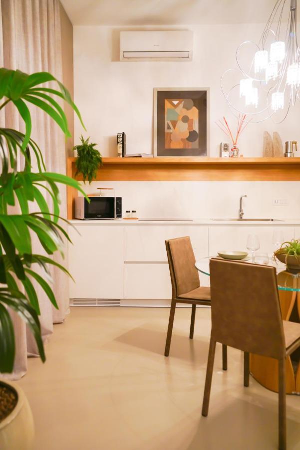 Fepa Place Design Apartments Neapel Exteriör bild